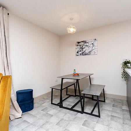Avery House 2 - Two Bedroom With Outdoor Terrace By Bpne Darlington  Exteriér fotografie