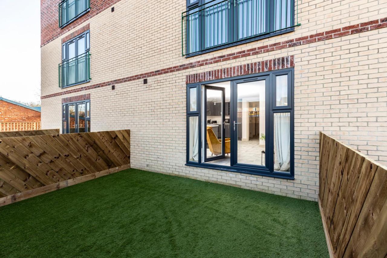 Avery House 2 - Two Bedroom With Outdoor Terrace By Bpne Darlington  Exteriér fotografie