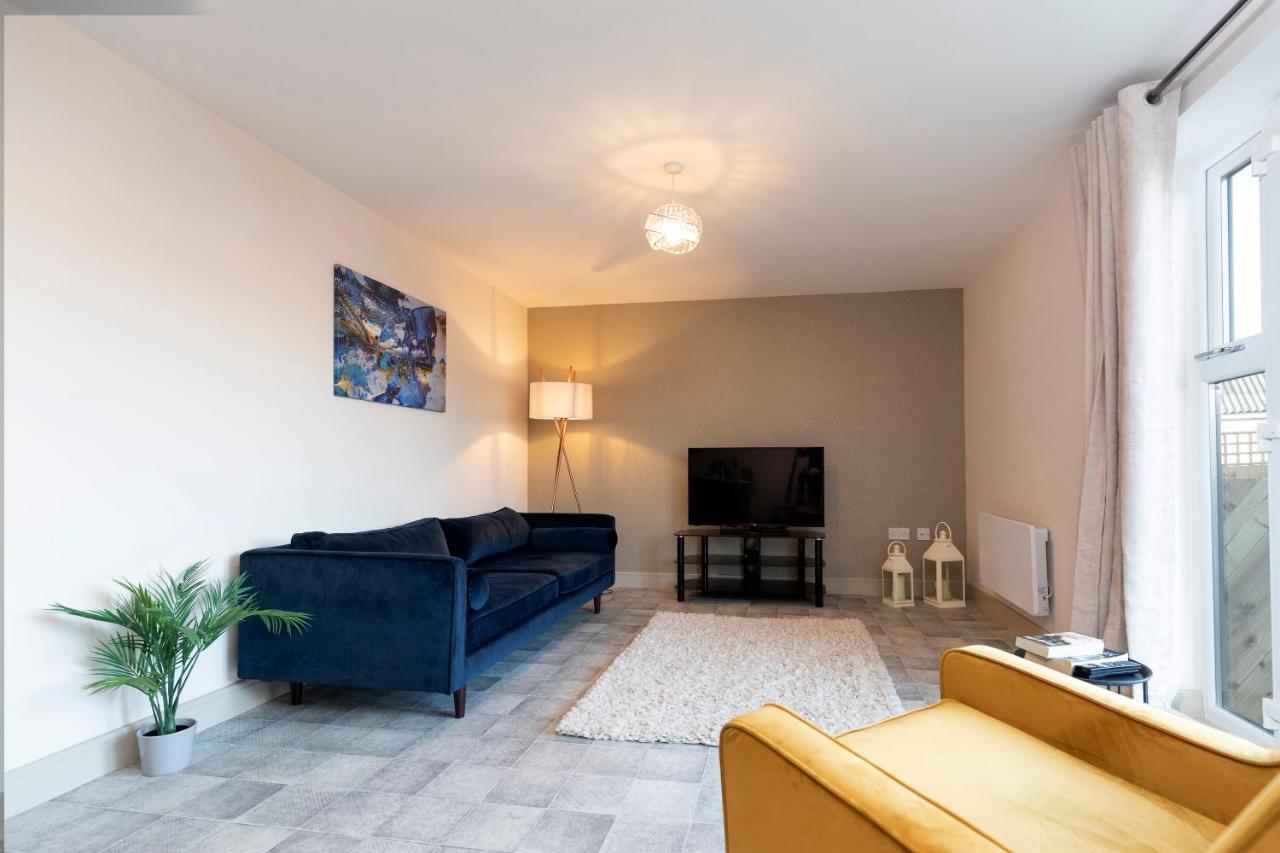 Avery House 2 - Two Bedroom With Outdoor Terrace By Bpne Darlington  Exteriér fotografie